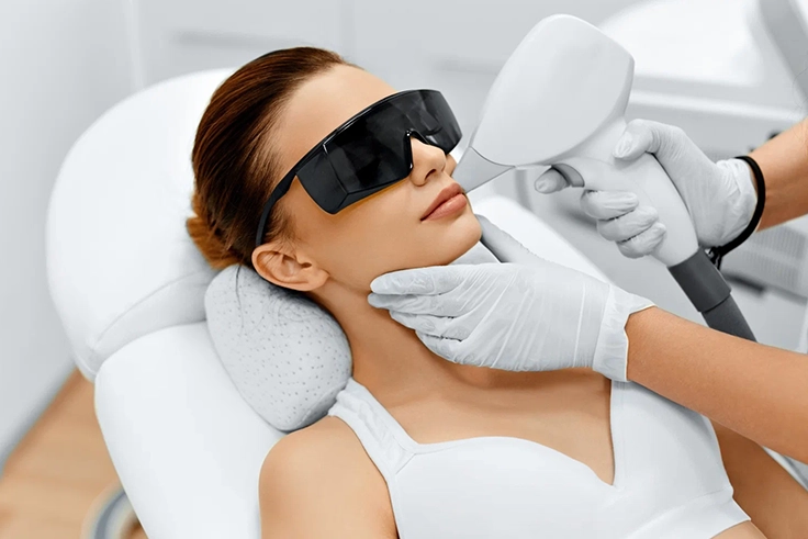 Compare laser and waxing hair removal methods by results, pain level, cost, and effectiveness.